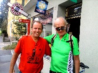 Radlwolf mit Universit&auml;tsprofessor Robert Girtler