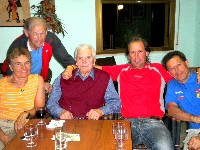 v.l.n.r. Gerhild, Heinz, Geburtstagskind Adi, Radlwolf und Alois