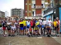 Die Teilnehmer des Radkurses 2010 vor dem Hotel Marina in Gatteo/Mare