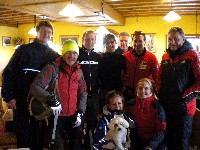v.l.n.r. Manfred Unger Co-Trainer SV Kapfenberg (Bundesliga) , Ossi Jochum, Radlwolf, Gabriella Paruzzi, Ex Gesundheits und Sportminister Dr. Michael Ausserwinkler, Harald Rodlauer, Norbert M&ouml;rtl, vorne: Jutta Rodlauer mit Debby und Kathi K&ouml;fer 