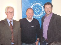 RC Hermagor Pr&auml;sident Alfred Perchtold, Wolfgang Dabernig und Armin Assinger