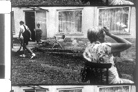 Filmstill Hotel Roccalba, vorne Annemarie Dabernig, v.l. Wolfgang Dabernig, Anni Dabernig und Karin Franz