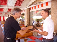 Sportlandesrat Peter Kaiser und Wolfgang Dabernig