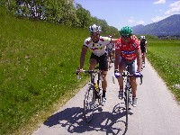 Bernhard Eisel und Radlwolf am Gailtalradweg