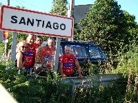 Silke, Wolfgang, Michael, Jako der Papagei, Kurt und Manfred bei der Einfahrt in Santiago de Compostela