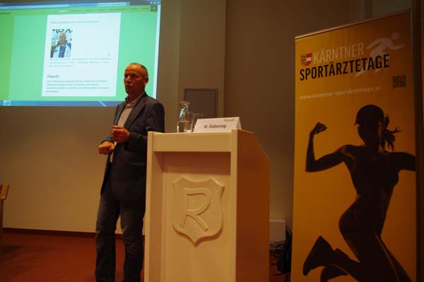 Wolfgang Dabernig beim Referat über "Sport – Integrations- und Motivationsfaktor"