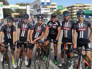das "Tirol Cycling Team" v.l. Marcel Neuhauser, Daniel Katzmayr, Alexander Wachter