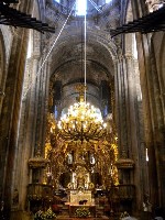 Der Altar der Kathedrale von Santiago de Compostela