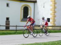 Wolfgang Dabernig hier noch vorne, musste sich im Sprint Weltmeister Alex Hohlrieder geschlagen geben.