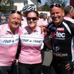 Kurt Strobl, Christina Fischer und Radlwolf bei der Pause in Drobollach am Faaker See