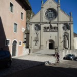 vorbei am Dom S. Maria Assunta in Gemona