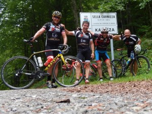 v.l. Radlwolf, Ossi Jochum, Michi Kurz und Kurt Strobl am Sella Carnizza