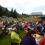 die Radler haben das Ziel auf der Mauthner Alm erreicht