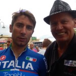 Radlwolf gratuliert dem Sieger Diego Ulissi vom italienischen Nationalteam