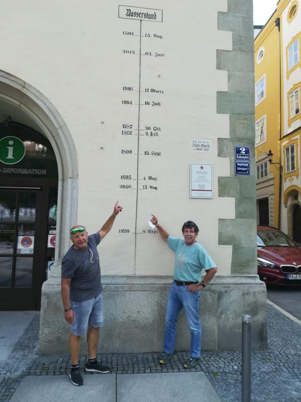 Die Hochwassermarken in Passau, Foto: © Kurt Strobl